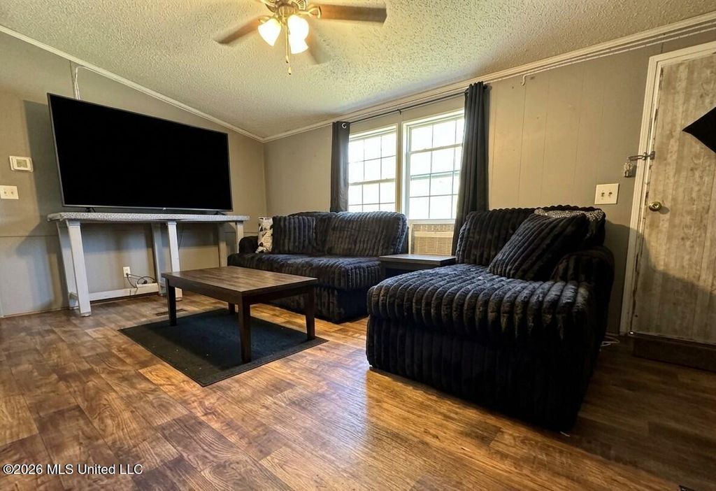 323 Burton Road, Holly Springs, MS 38635 — photo 3