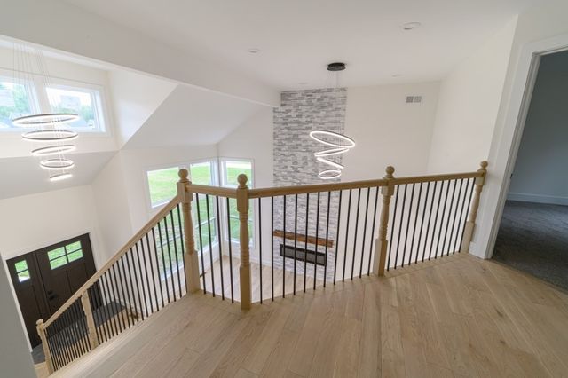 17 Woodland Ln, Belchertown, MA 01007