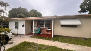 1923 Roosevelt Street 4, Hollywood, FL 33020