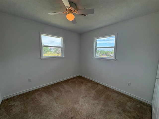 4614 SW G Ave, Lawton, OK 73505
