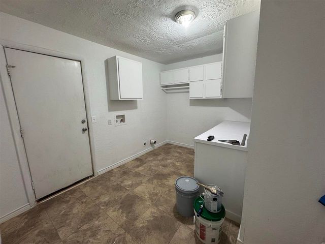 4614 SW G Ave, Lawton, OK 73505