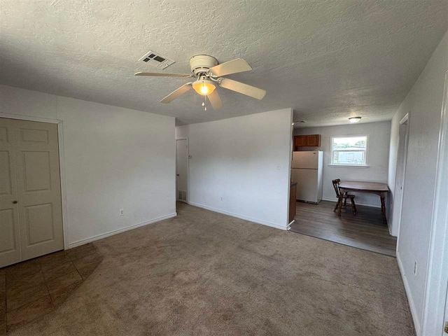 4614 SW G Ave, Lawton, OK 73505