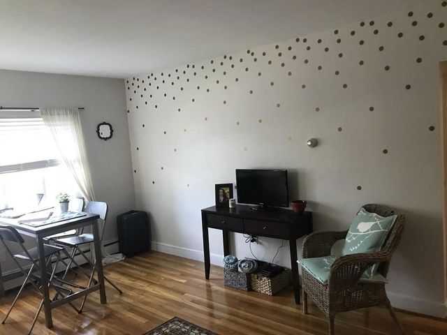 2012 Commonwealth Ave 1E, Boston, MA 02135