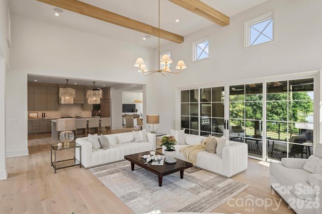 4816 Kelly Woods Lane, Charlotte, NC 28277