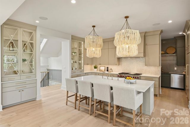 4816 Kelly Woods Lane, Charlotte, NC 28277