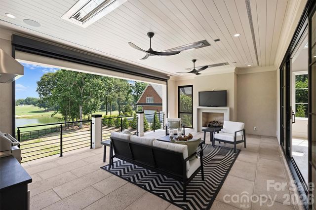 4816 Kelly Woods Lane, Charlotte, NC 28277