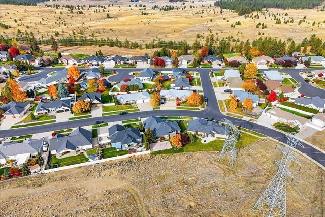 10905 N Acoma Dr, Spokane, WA 99208