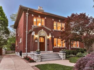 7339 Teasdale Avenue, University City, MO 63130