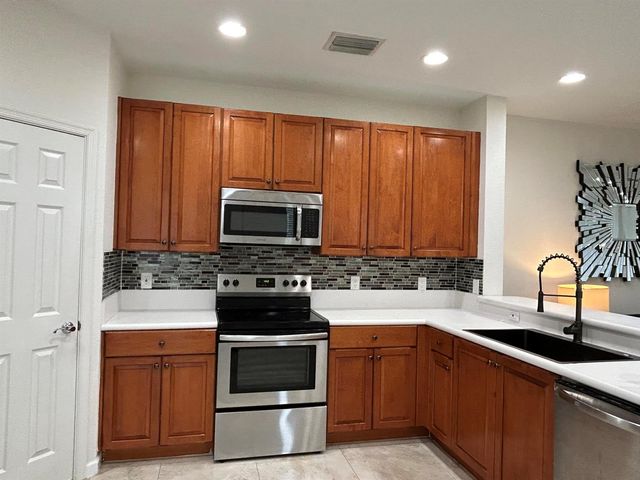 169 Cat Rock Lane, Jupiter, FL 33458