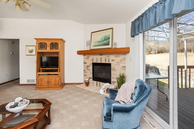 N96W14204 Knollcrest COURT, Germantown, WI 53022