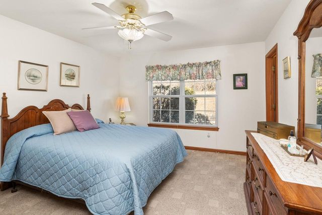 N96W14204 Knollcrest COURT, Germantown, WI 53022