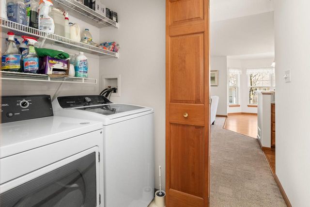 N96W14204 Knollcrest COURT, Germantown, WI 53022