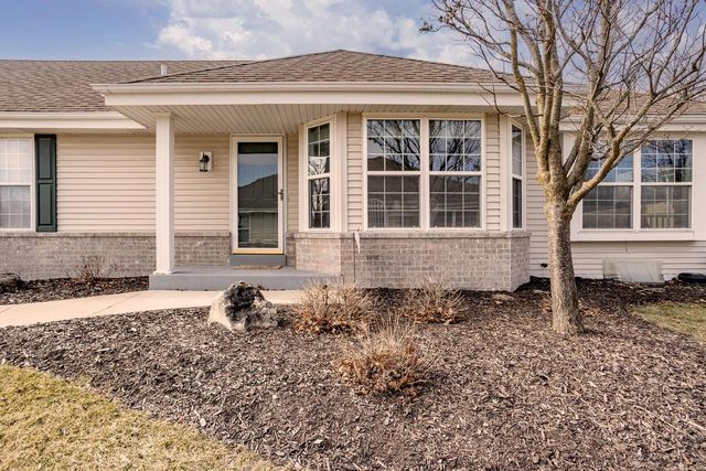 N96W14204 Knollcrest COURT, Germantown, WI 53022