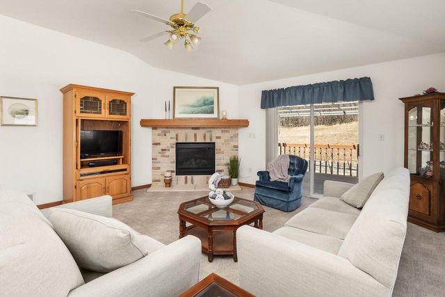 N96W14204 Knollcrest COURT, Germantown, WI 53022