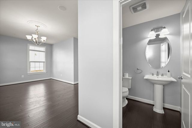 5411 STREAM BANK LN, Greenbelt, MD 20770