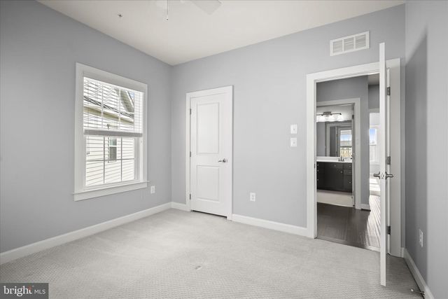 5411 STREAM BANK LN, Greenbelt, MD 20770