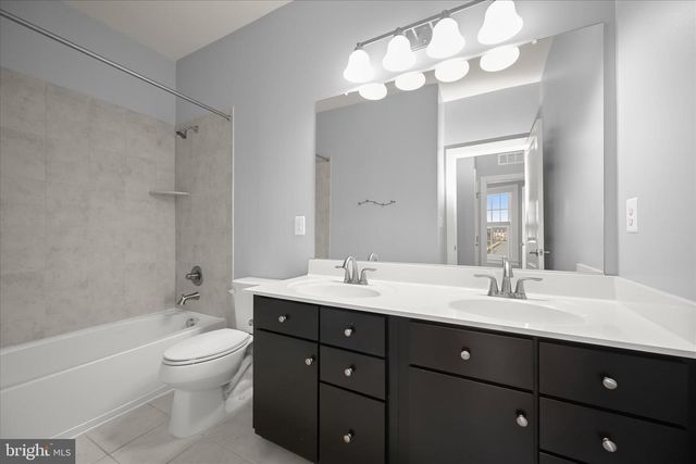 5411 STREAM BANK LN, Greenbelt, MD 20770