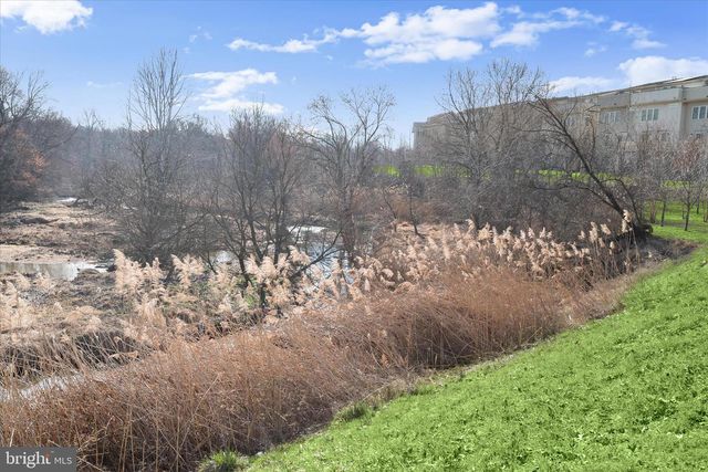 5411 STREAM BANK LN, Greenbelt, MD 20770