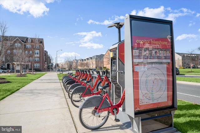 5411 STREAM BANK LN, Greenbelt, MD 20770