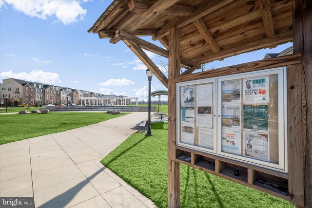 5411 STREAM BANK LN, Greenbelt, MD 20770