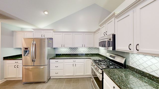 135-2 Hidden Creek Circle, Dothan, AL 36301