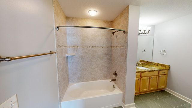 135-2 Hidden Creek Circle, Dothan, AL 36301