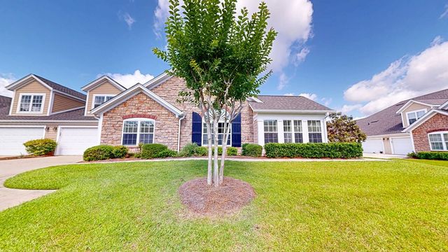 135-2 Hidden Creek Circle, Dothan, AL 36301