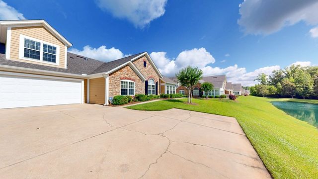 135-2 Hidden Creek Circle, Dothan, AL 36301