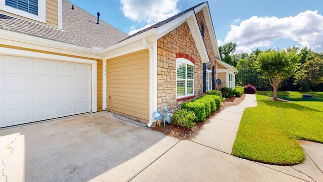 135-2 Hidden Creek Circle, Dothan, AL 36301