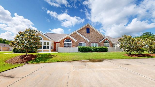 135-2 Hidden Creek Circle, Dothan, AL 36301