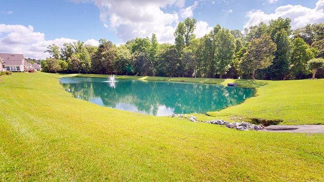 135-2 Hidden Creek Circle, Dothan, AL 36301