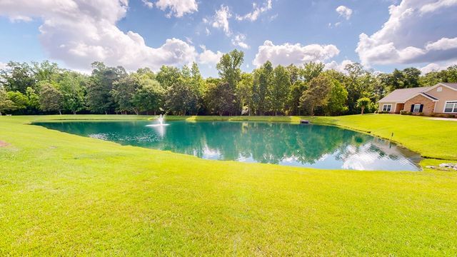 135-2 Hidden Creek Circle, Dothan, AL 36301