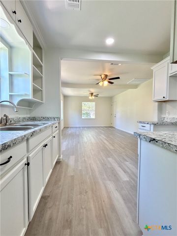 1109 4th Street, Palacios, TX 77465