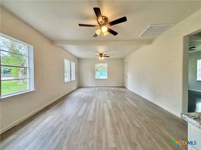 1109 4th Street, Palacios, TX 77465