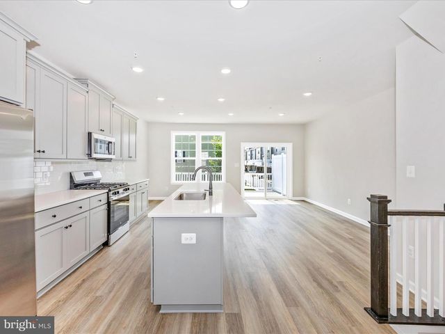 108 SPRING BANK WAY, Frederick, MD 21701