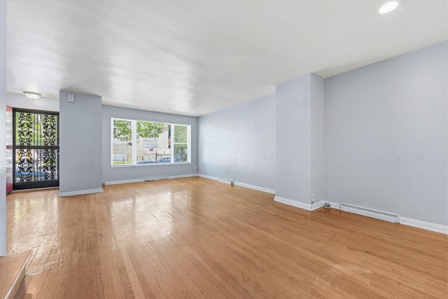 7843 S Yates Boulevard, Chicago, IL 60649