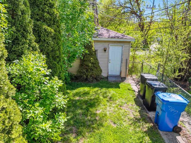 7843 S Yates Boulevard, Chicago, IL 60649