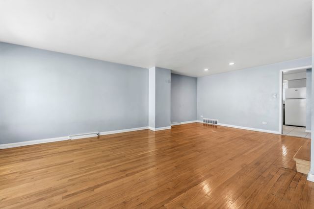 7843 S Yates Boulevard, Chicago, IL 60649