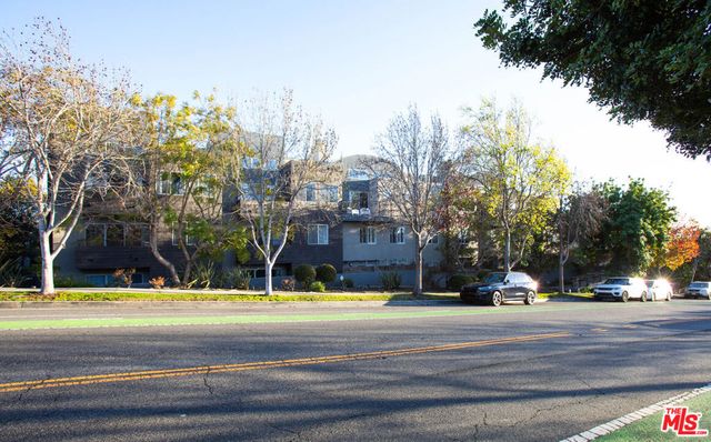 1212 Ocean Park Boulevard 16, Santa Monica, CA 90405