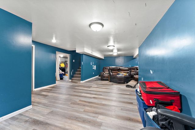 1142 W 72nd Lane, Merrillville, IN 46410