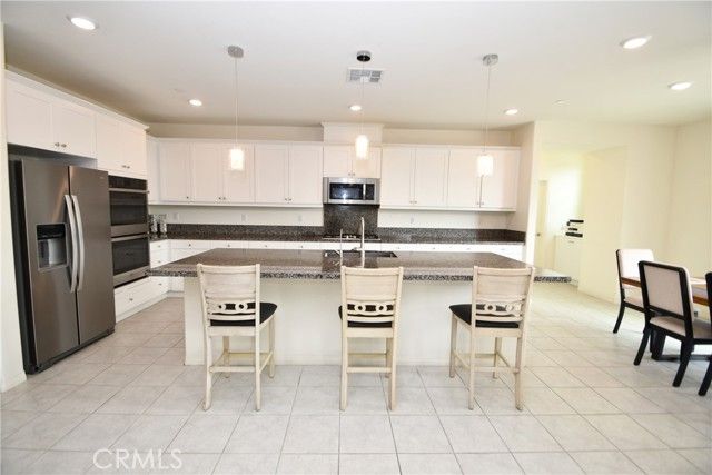 5367 Heitz Way, Fontana, CA 92336