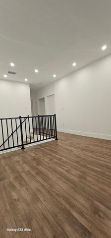 228 Riverwalk Cir, Sunrise, FL 33326