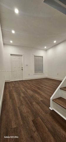 228 Riverwalk Cir, Sunrise, FL 33326