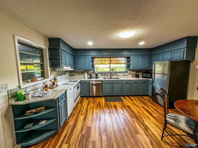 105 County Road 185, Danville, AL 35619