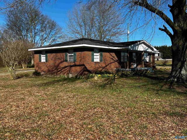 105 County Road 185, Danville, AL 35619