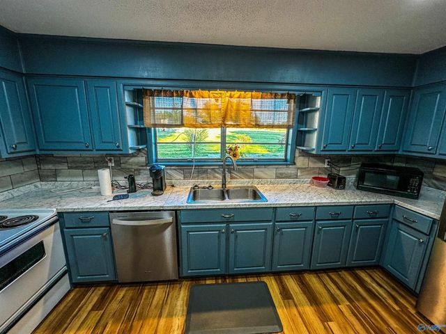 105 County Road 185, Danville, AL 35619