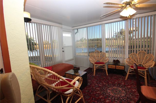 1207 LAKEHOUSE COURT 1207, Sun City Center, FL 33573