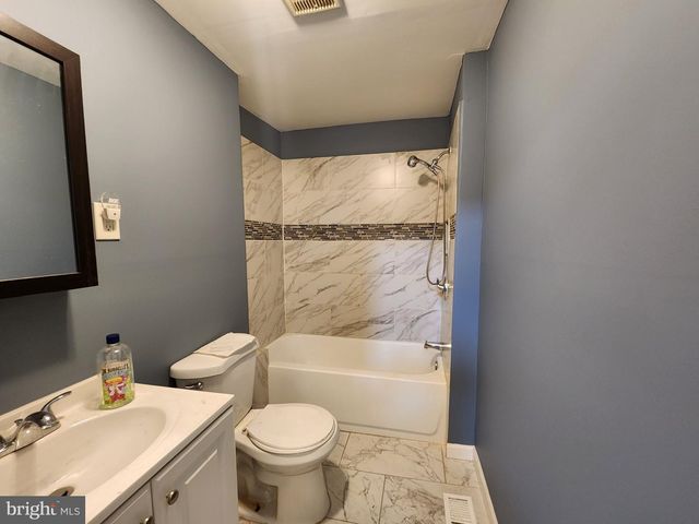 2865 W LAFAYETTE AVE, Baltimore, MD 21216