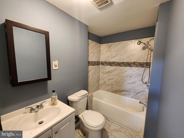 2865 W LAFAYETTE AVE, Baltimore, MD 21216