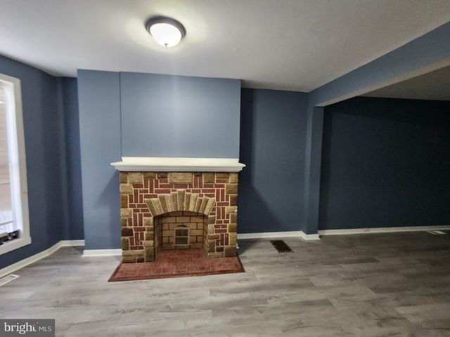 2865 W LAFAYETTE AVE, Baltimore, MD 21216